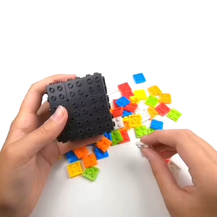 Магически кубче rubik с конструкторни блокчета – Забавна образователна играчка за деца